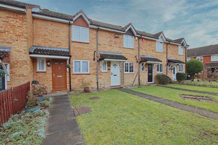 3 Bedroom Property To Rent In Danziger Way, Borehamwood, WD6