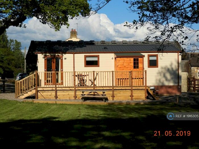 2 Bedroom Mobile Home To Rent In Kirkby Moor Rd, Nr Ripon, HG4