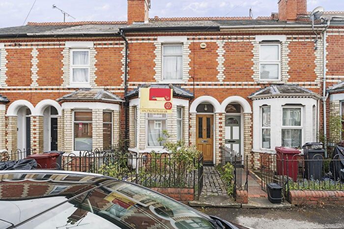 2 Bedroom Terraced House For Sale In East Reading, Berkshire, RG1