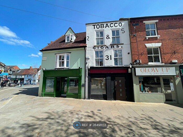 2 Bedroom Flat To Rent In Buckingham Street, Aylesbury, HP20