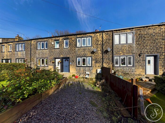 2 Bedroom Terraced House To Rent In Woodfield Terrace, Pudsey, LS28