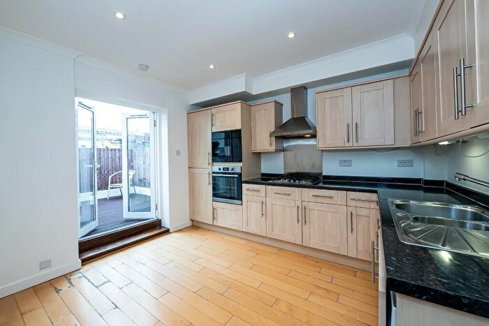 2 Bedroom Duplex To Rent In Cosway Street, London, NW1