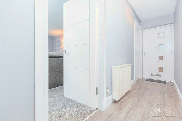 2 Bedroom Flat For Sale In Craigard Road, Callander, FK17