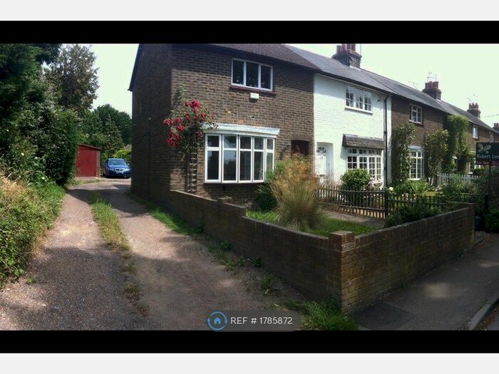 2 Bedroom End Of Terrace House To Rent In Mill Lane, Oxted, RH8