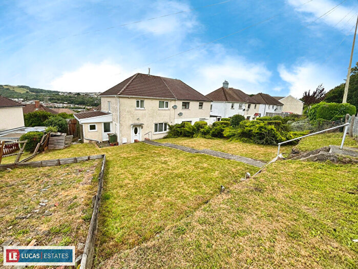 3 Bedroom Semi-Detached House For Sale In Park Road, Maesycwmmer, CF82