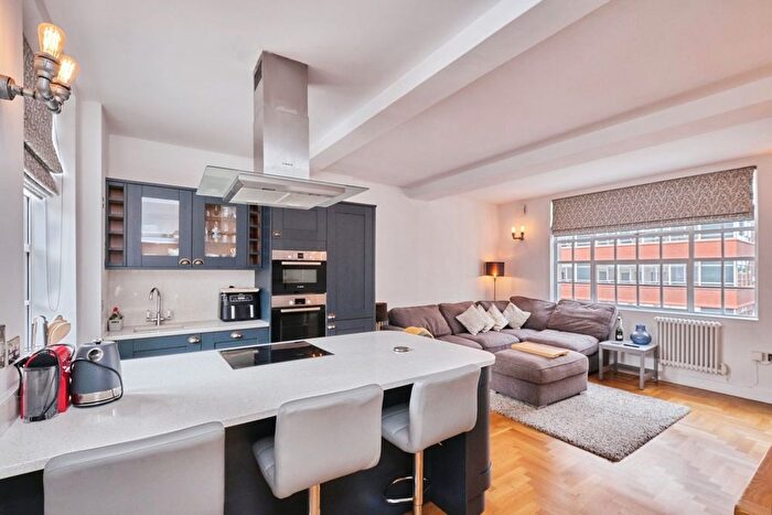 2 Bedroom Flat For Sale In Great Charles Street Queensway, Birmingham, B3