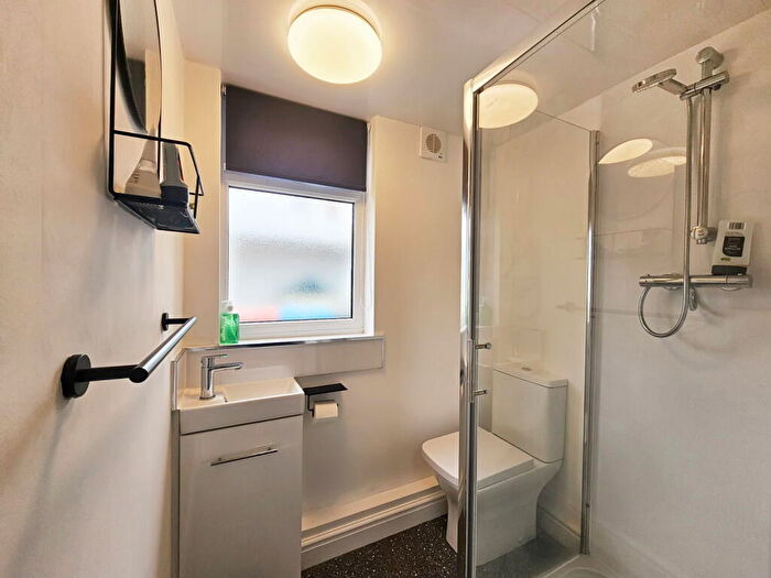 3 Bedroom Terraced House For Sale In Cambridge Avenue, Winsford, CW7
