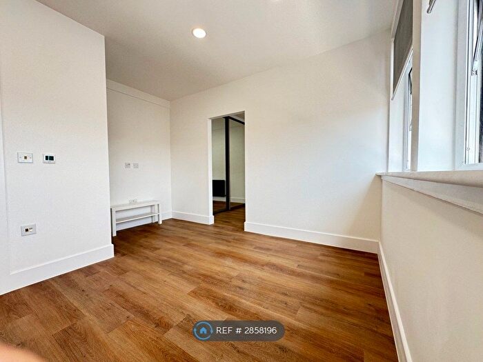 1 Bedroom Flat To Rent In Cardiff Road, Luton, LU1