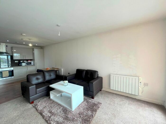 1 Bedroom Flat To Rent In One Bed Flat, Sangha Court, Regent Street, Leicester, LE1