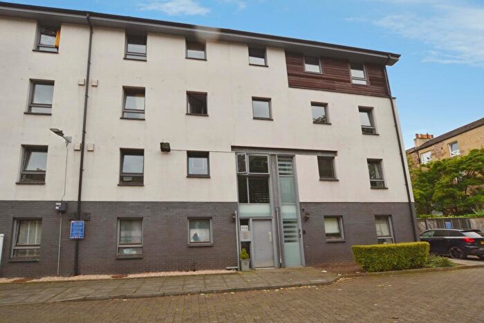 2 Bedroom Flat To Rent In Albert Street, Edinburgh, EH7