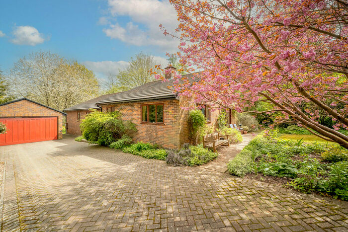 4 Bedroom Detached Bungalow For Sale In Newmarket, CB8