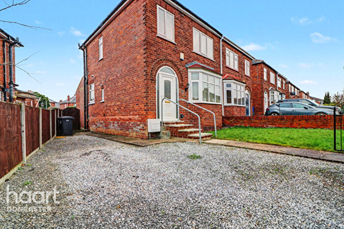3 Bedroom Semi-Detached House For Sale In Hill Top Crescent, Doncaster, DN2