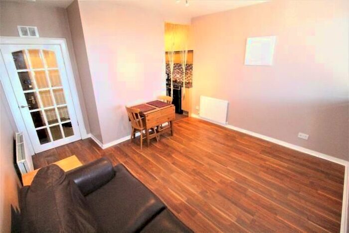 1 Bedroom Flat To Rent In Holburn Road, Aberdeen, AB10