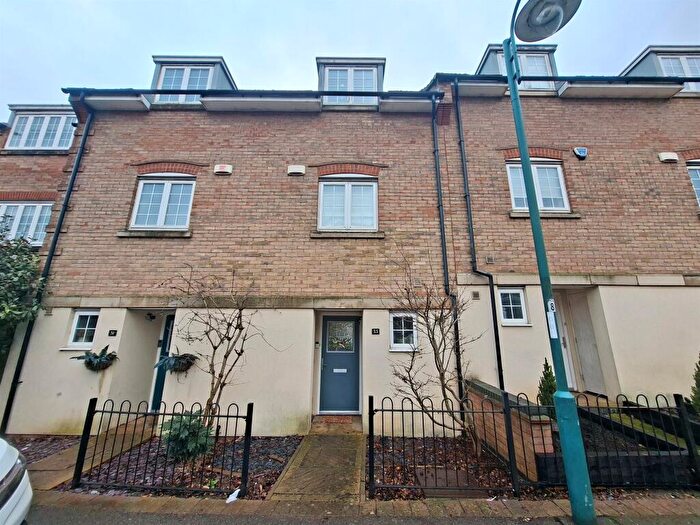 3 Bedroom End Of Terrace House For Sale In Lady Charlotte Road, Hampton Hargate, Peterborough, PE7