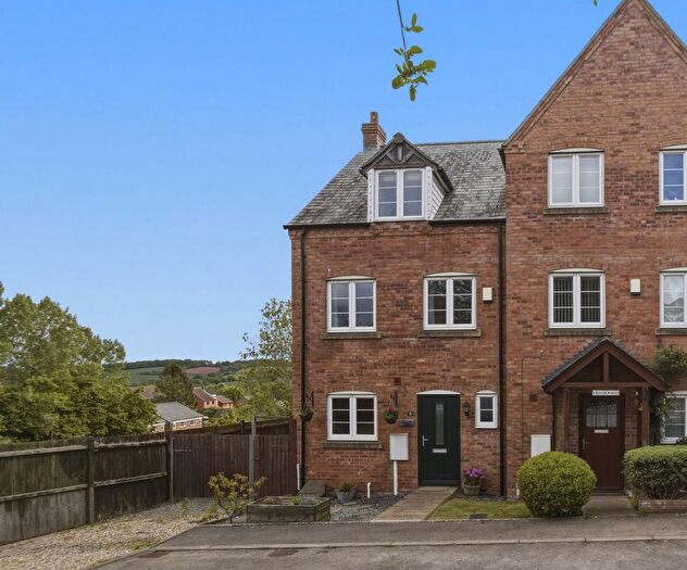 4 Bedroom End Of Terrace House For Sale In Kempson View, Bromyard, HR7