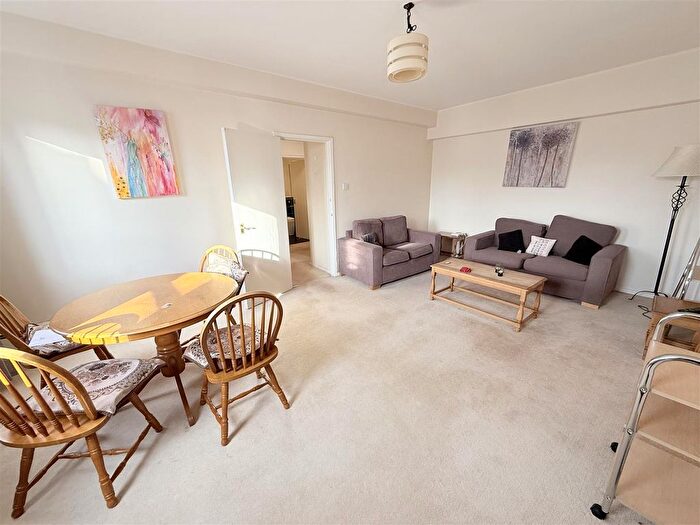 1 Bedroom Flat To Rent In Farley Court, Allsop Place, Baker Street, London, NW1