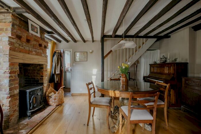 3 Bedroom Semi-Detached House For Sale In Church Road, Rotherfield, East Sussex, TN6