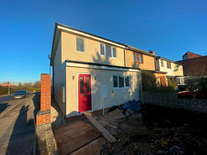 1 Bedroom Flat To Rent In Towcester Road, Old Stratford, Milton Keynes, MK19