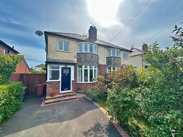 3 Bedroom Semi Detached House For Sale In Milner Road, Wirral, CH60