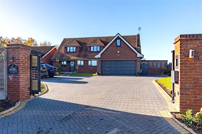 4 Bedroom Detached House For Sale In Tyburn Lane, Pulloxhill, Bedfordshire, MK45