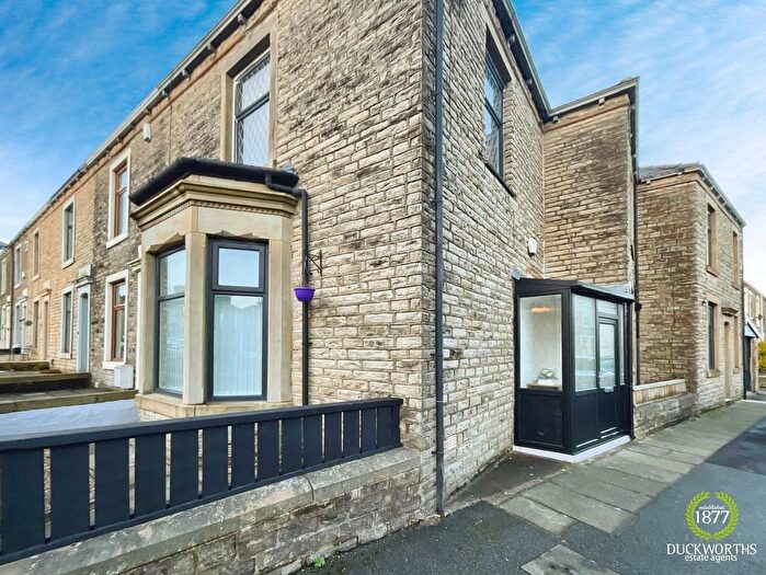 3 Bedroom End Of Terrace House To Rent In Harwood Road, Rishton, BB1
