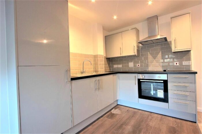 1 Bedroom Flat To Rent In St Radigunds Road, Dover, CT17
