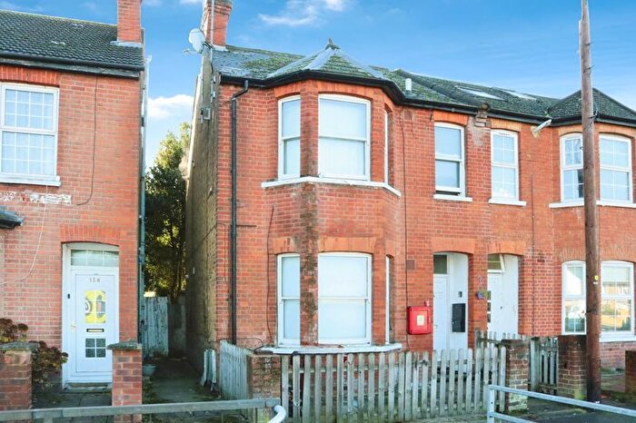 1 Bedroom Flat For Sale In Wellington Street, Slough, SL1