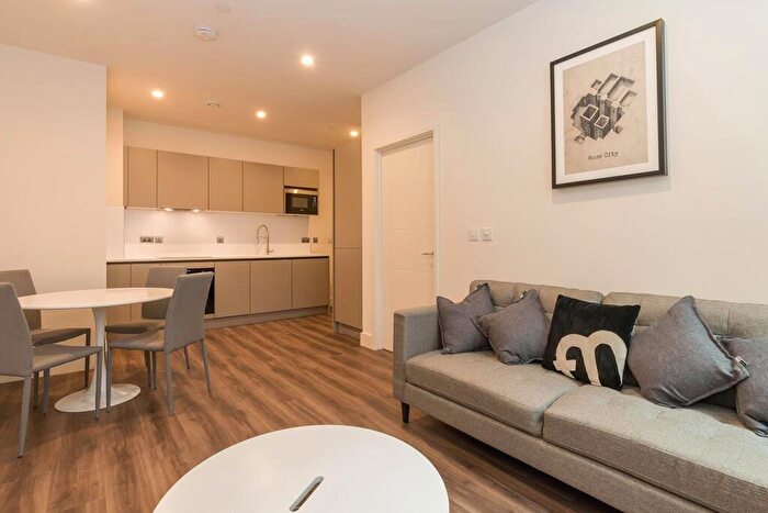 1 Bedroom Apartment To Rent In The Lightwell, Cornwall Street, B3