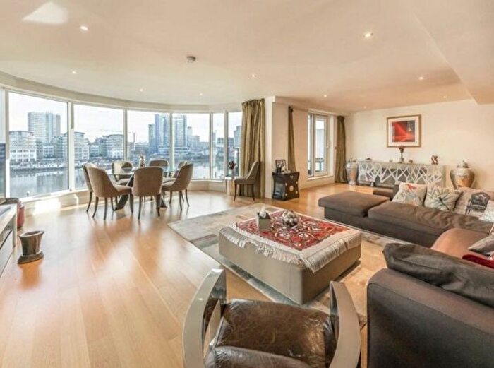3 Bedroom Flat To Rent In Lensbury Avenue, London, SW6