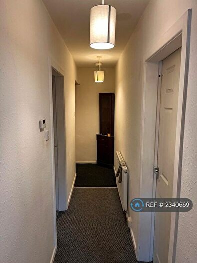 1 Bedroom Flat To Rent In Bamford Street, Littleborough, OL15