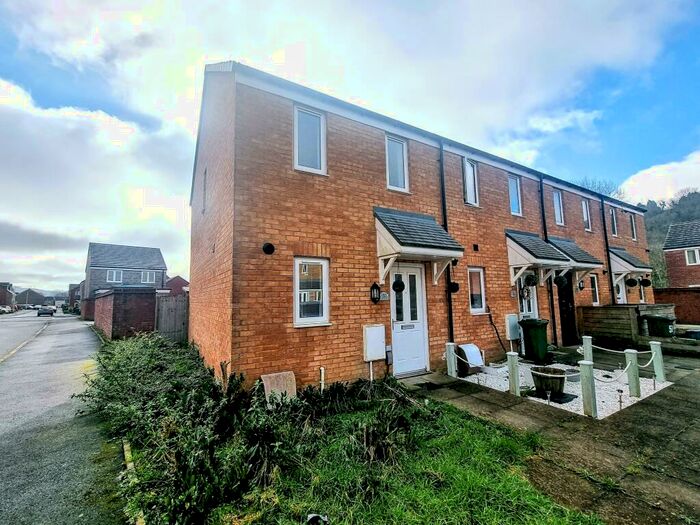 2 Bedroom End Of Terrace House To Rent In Ymyl Yr Afon, Hawthorn, Pontypridd, CF37