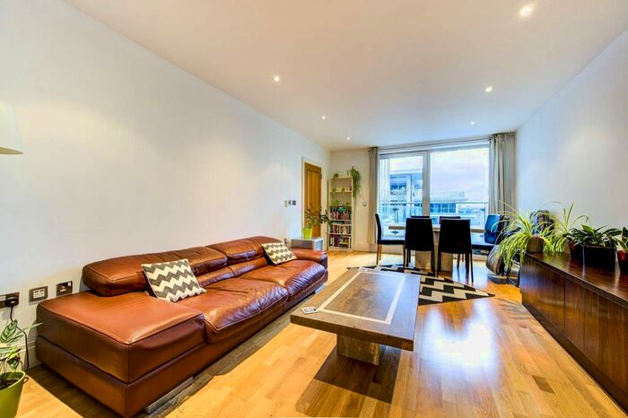 2 Bedroom Flat To Rent In Harbour Reach, Imperial Wharf, London, SW6