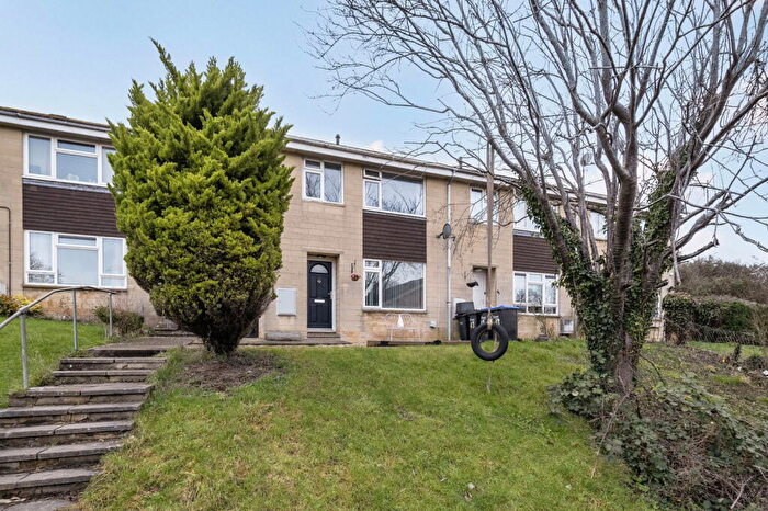 3 Bedroom End Of Terrace House For Sale In Poynder Road, Corsham, SN13