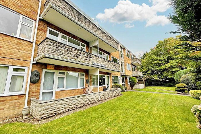 2 Bedroom Flat To Rent In Bournemouth Centre, BH2