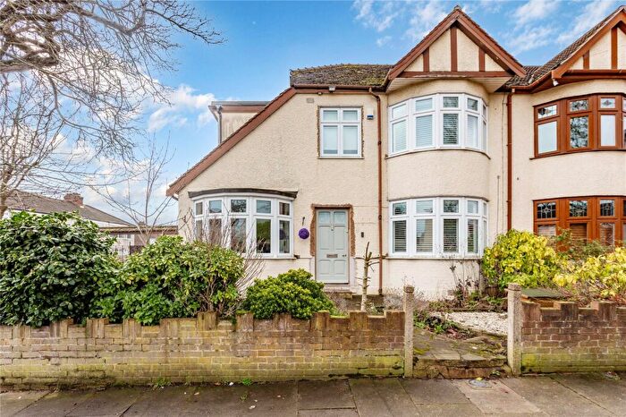 5 Bedroom Semi Detached House For Sale In Granton Avenue, Upminster, RM14