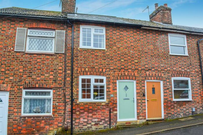 2 Bedroom Terraced House To Rent In Highfield Road, Berkhamsted, HP4