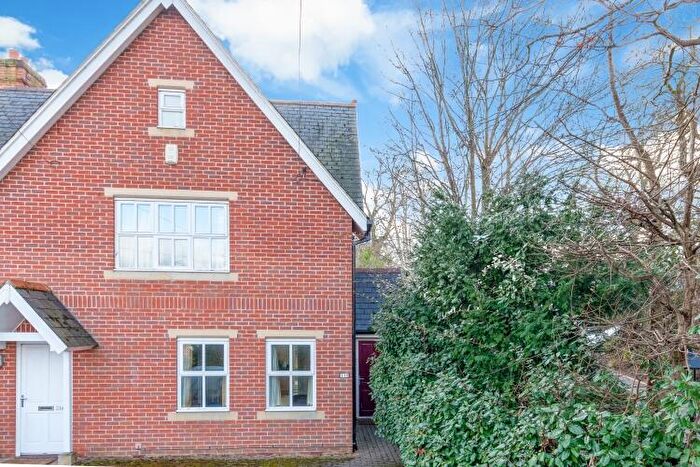 2 Bedroom End Of Terrace House To Rent In Church Way, Iffley Village, OX4