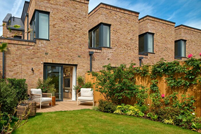 3 Bedroom Terraced House For Sale In Edwin Road, Twickenham, TW2