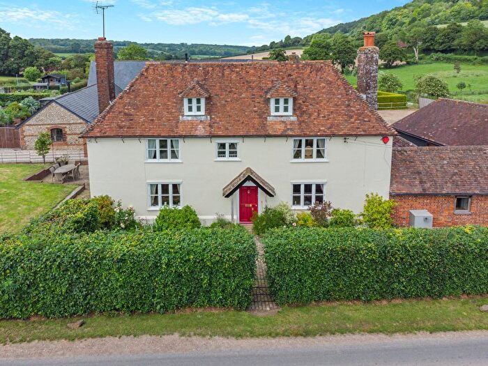 6 Bedroom Detached House For Sale In Church Lane, Waltham, Kent, CT4