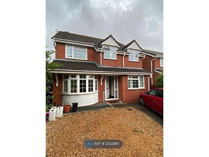 4 Bedroom Detached House To Rent In Saxon Court, Swaffham, PE37