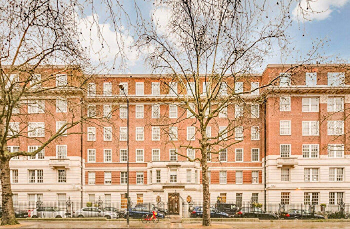 4 Bedroom Property To Rent In Abbey Lodge, Park Road, London, NW8