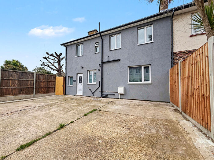 3 Bedroom End Of Terrace House To Rent In Ellison Road, Sidcup, DA15