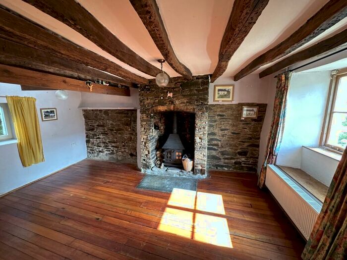 2 Bedroom Cottage For Sale In Inglenook Cottage, Bratton Clovelly, EX20