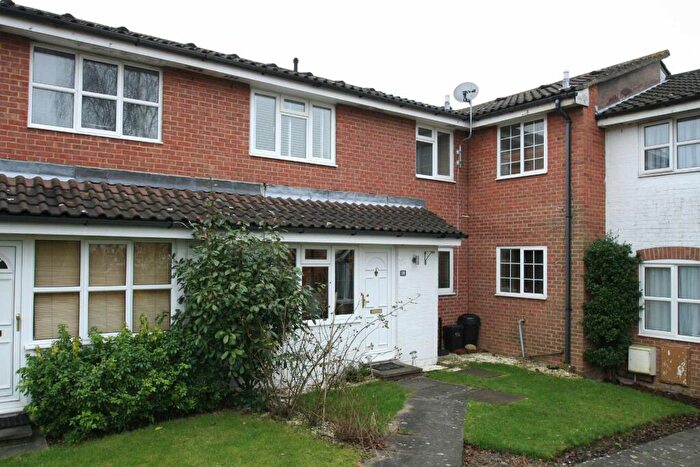 1 Bedroom Terraced House To Rent In Brickfield Farm Gardens, Farnborough, BR6