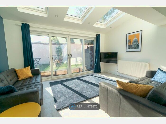 7 Bedroom Terraced House To Rent In Spear Road, Southampton, SO14