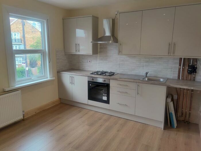 2 Bedroom Maisonette To Rent In Vicarage Farm Road, Hounslow, TW3