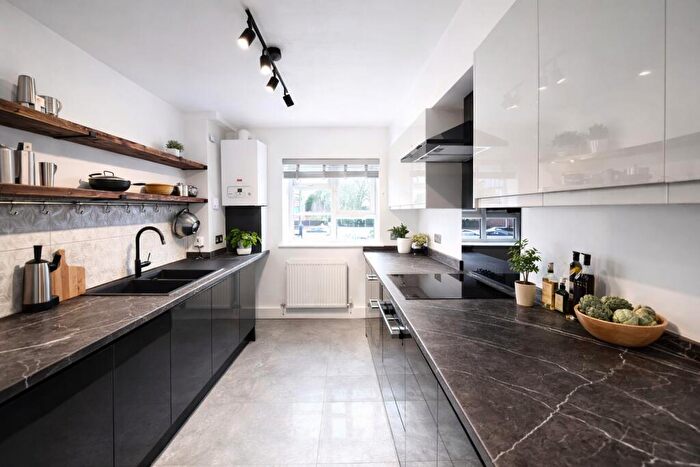 3 Bedroom Apartment To Rent In Flat, Viceroy Court, Wilmslow Road, Manchester, M20