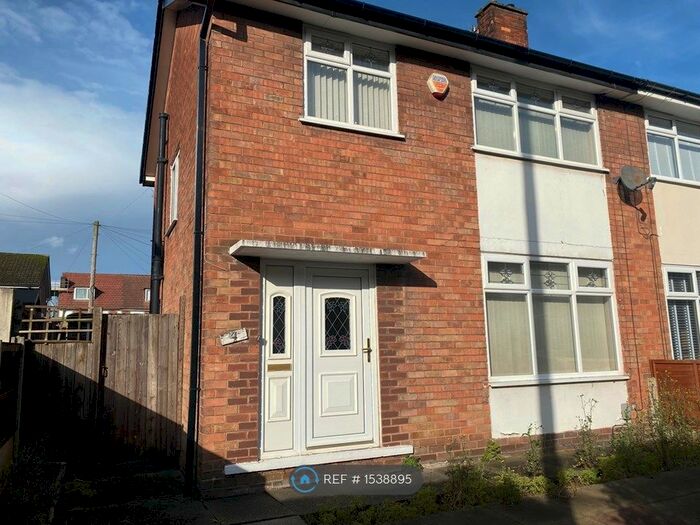 3 Bedroom Semi-Detached House To Rent In Moorfield Road, Salford, M6