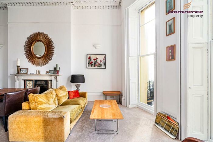 2 Bedroom Apartment To Rent In Brunswick Square, Hove, BN3