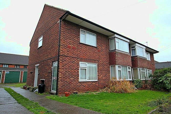 2 Bedroom Flat To Rent In Chestnut Close, Harlington, UB7